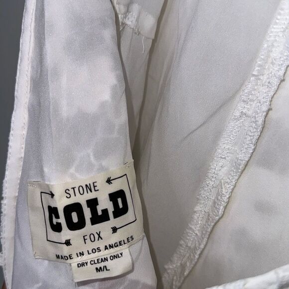 Stone Cold Fox Ryder Romper in White Lace Size M/L - Picture 10 of 14